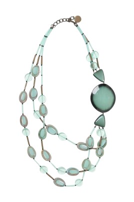 layered-beaded-necklace-elegant-fashion-jewelry