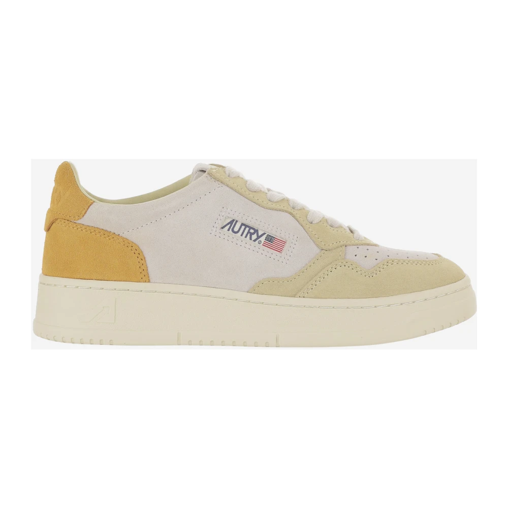 Autry Women's Beige Sneakers, 5 Uk, Medalist Low Trainers