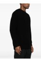 round-neck-knitwear