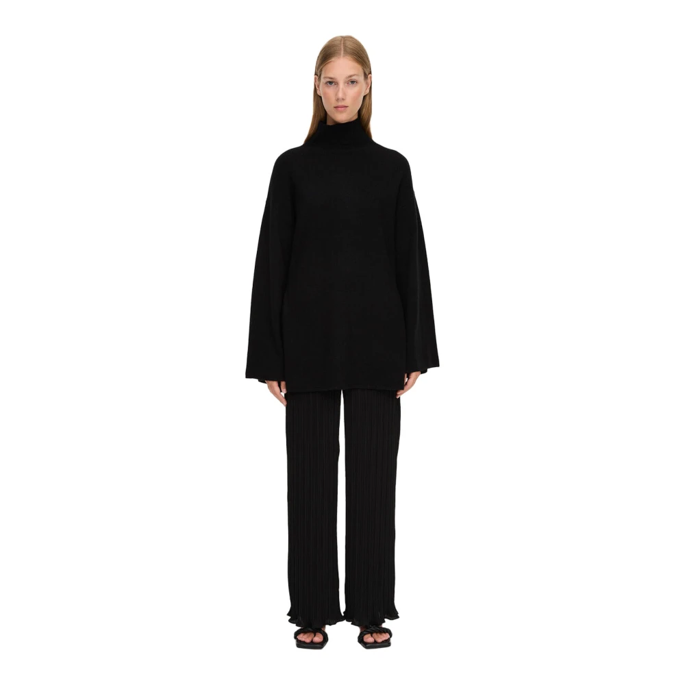 By Malene Birger Zwarte Oversized Coltrui van Wolmix By Herenne Birger Black Dames