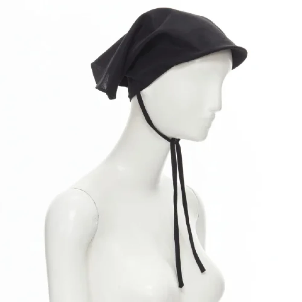 Yohji Yamamoto Pre-owned Wool hats Black Dames