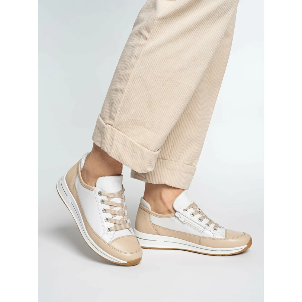 ara Osaka Sneaker