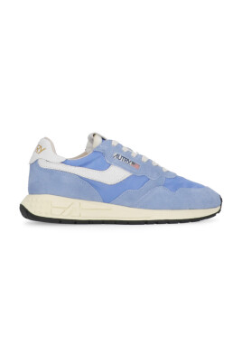 sneakers-en-daim-bleu-clair-pour-femmes