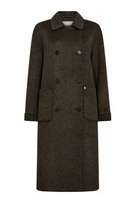 classic-wool-coat-with-large-pockets