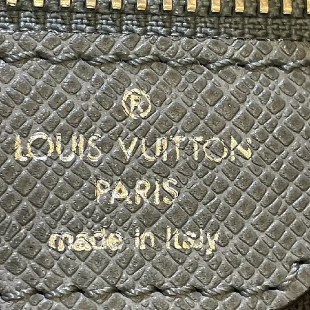 Louis Vuitton Vintage Pre-owned Leather briefcases Gray Heren