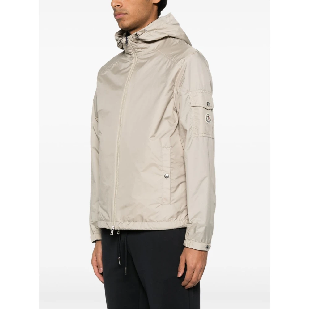 Moncler Beige Jassen voor Stijlvolle Outfits Beige Heren