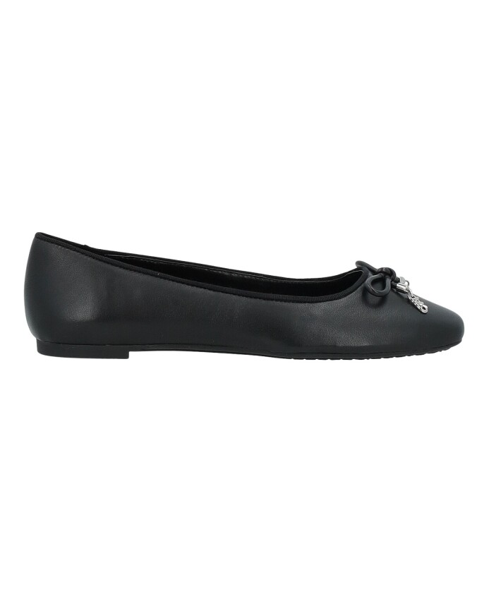 nori-ballerina-van-leer
