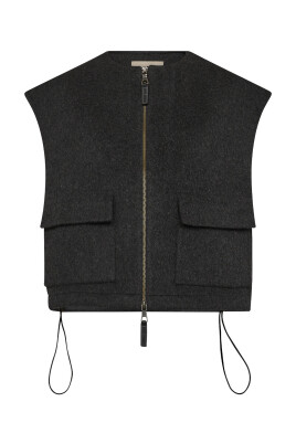 chic-wool-vest-with-pockets