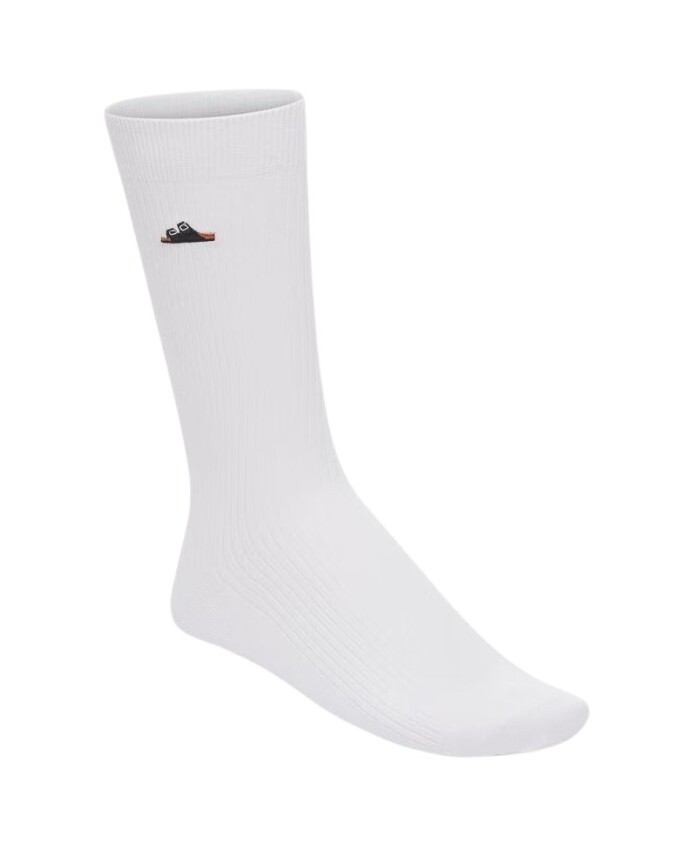 chaussettes-cotelees-en-coton-avec-broderie