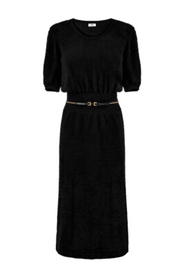 robe-en-maille-avec-ceinture