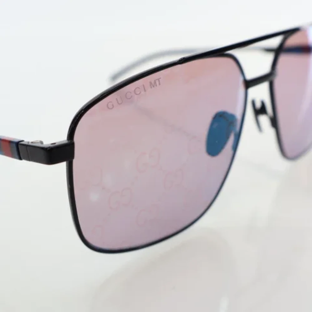 Gucci Vintage Pre-owned Metal sunglasses Black Dames