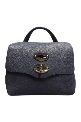 stylish-bags-collection