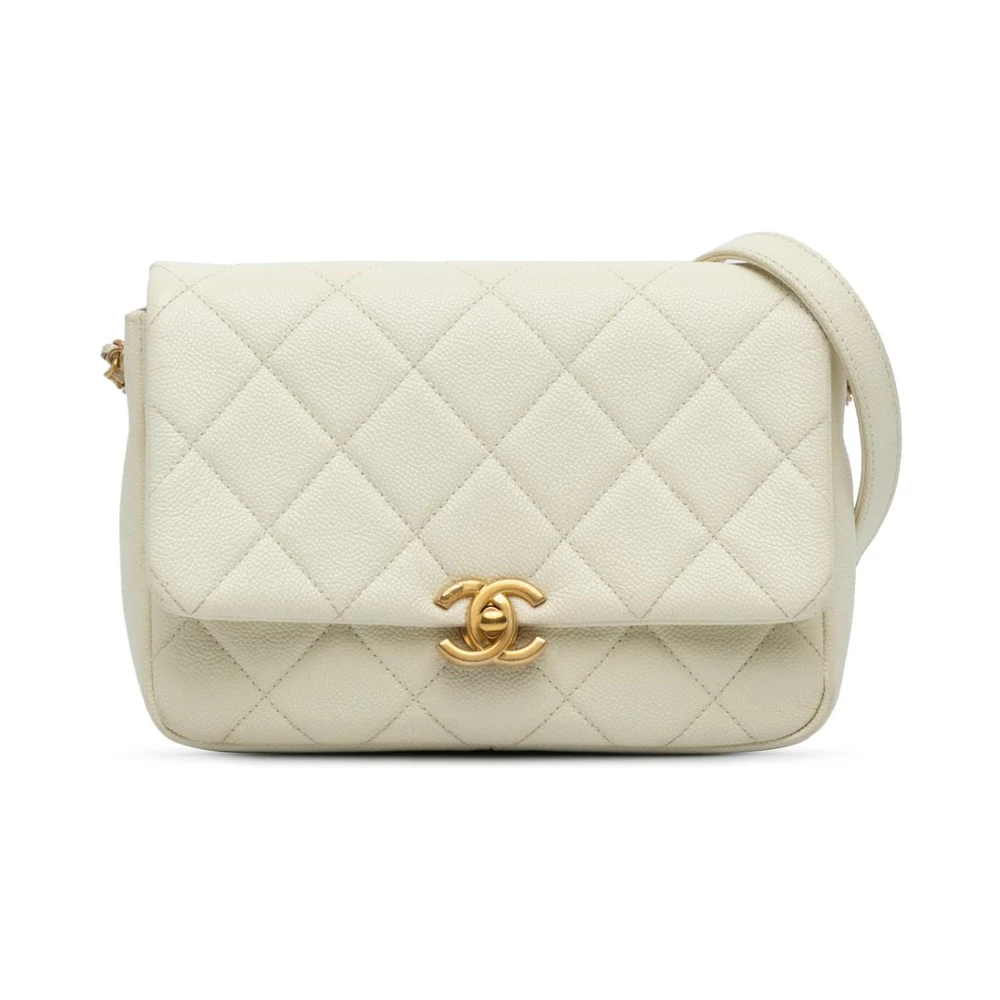Chanel Vintage Women's White Pre-Owned Quilted Shoulder Bag With Chain And Flap Closure