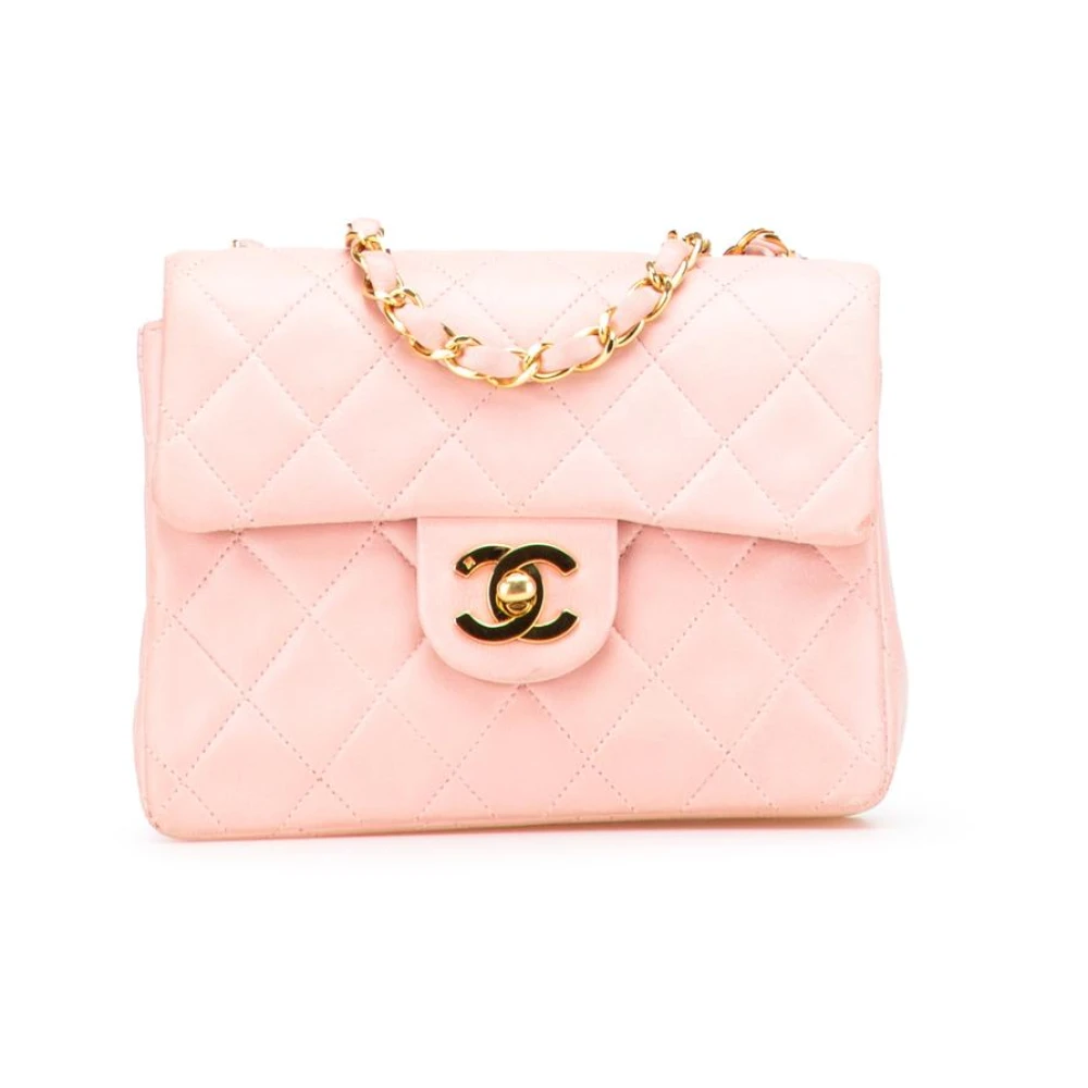 Chanel Vintage Women's Pink Pre-Owned Quilted Leather Shoulder Bag With Chain Strap And Turn-Lock Closure