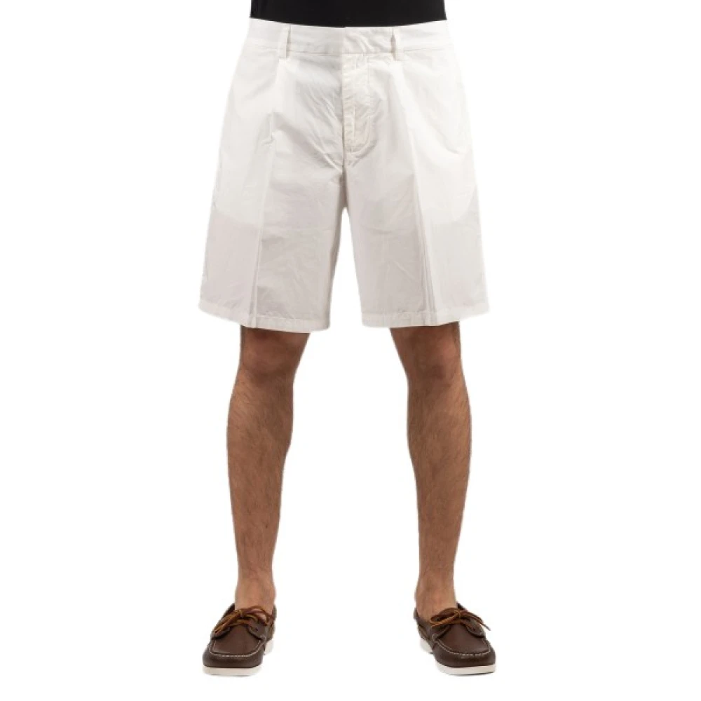 Emporio Armani Men's White Bermuda Shorts - Casual Shorts - L - Shorts