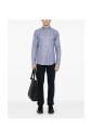 jeans-en-denim-classiques-pour-un-usage-quotidien