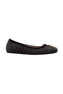 black-leather-ballet-flats-with-bimba-print