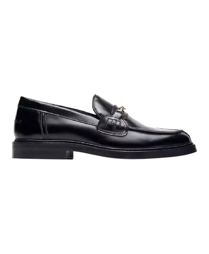 black-leather-loafers