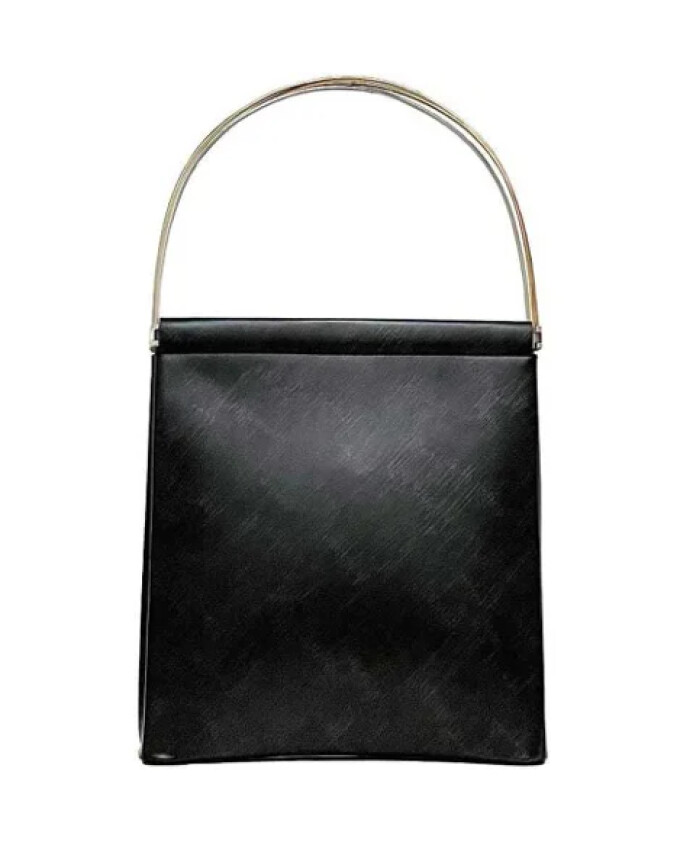pre-owned-cuir-sacs-main