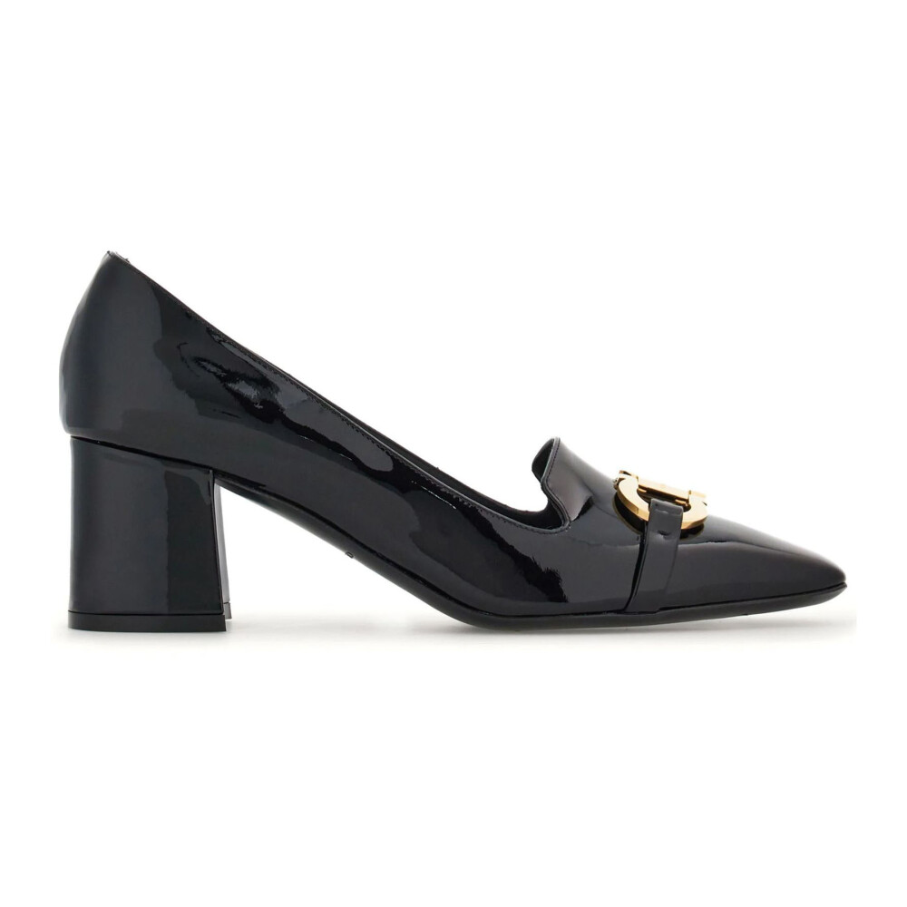 Salvatore ferragamo hot sale flat shoes