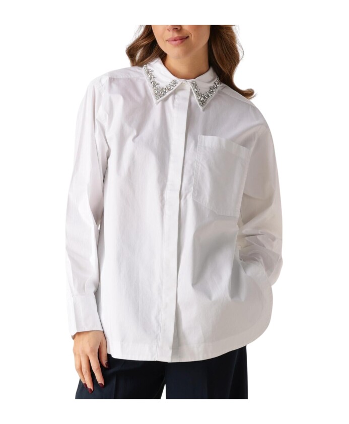 witte-katoenen-blouse-met-speelse-kraag