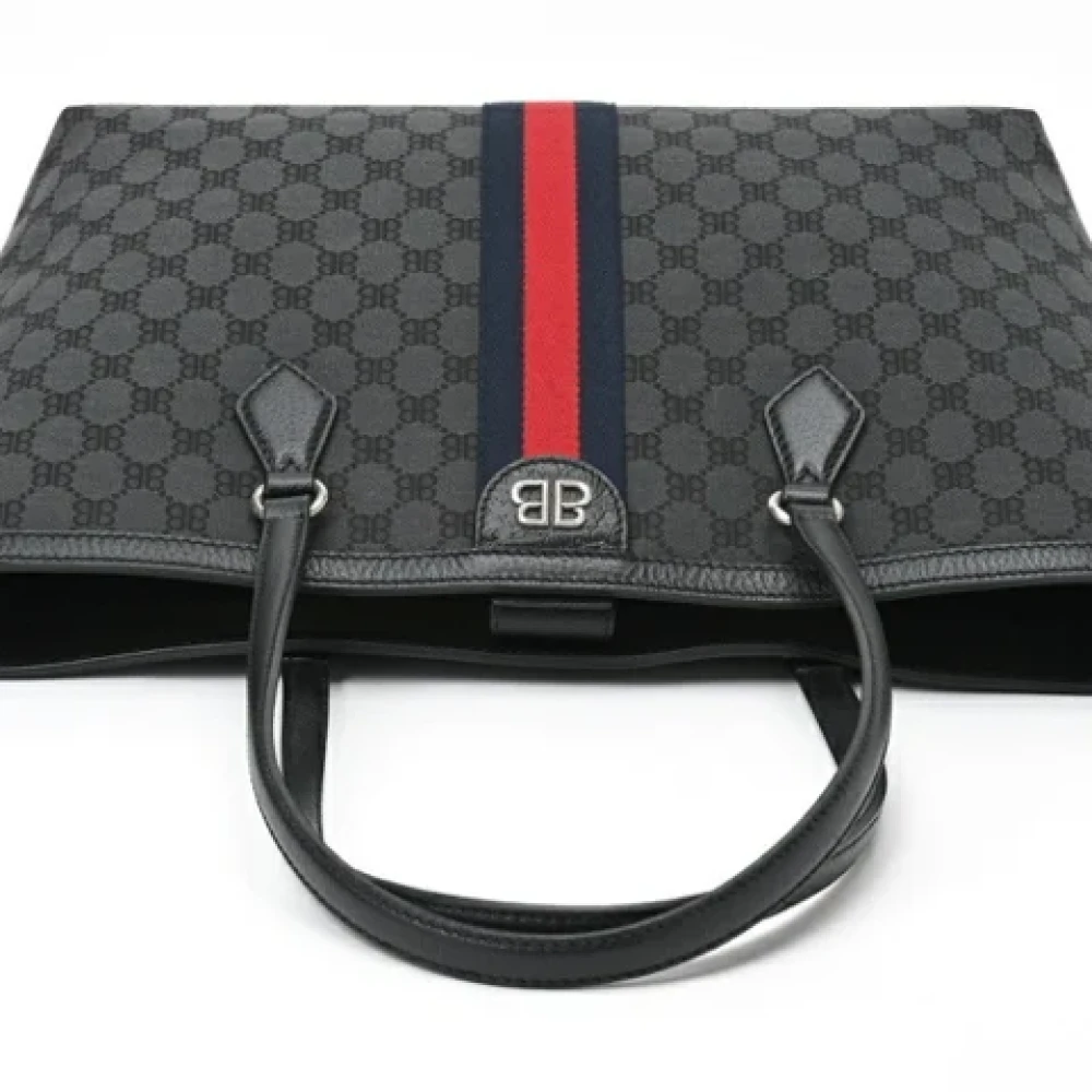 Balenciaga Vintage Pre-owned Canvas handbags Black Unisex