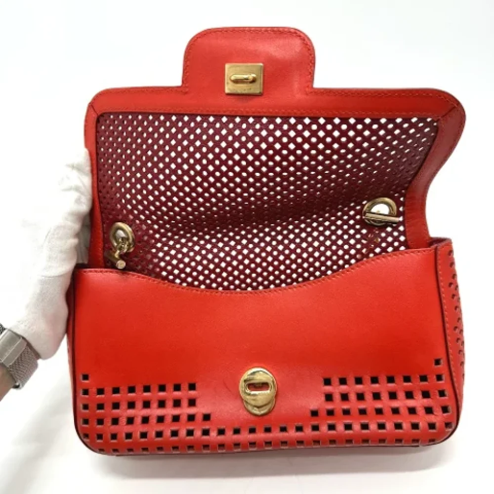 Salvatore Ferragamo Pre-owned Leather shoulder-bags Red Dames