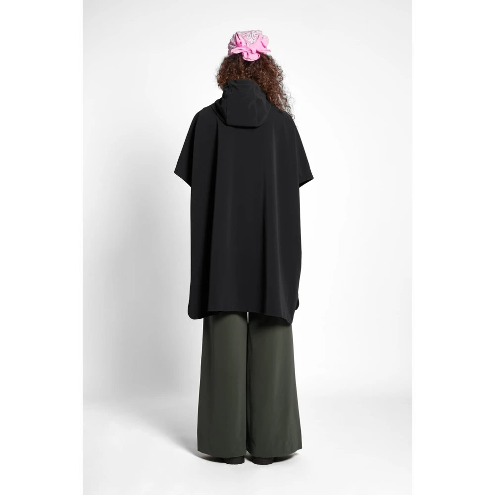 Stutterheim Matte Regenponcho voor Vrouwen Black Dames