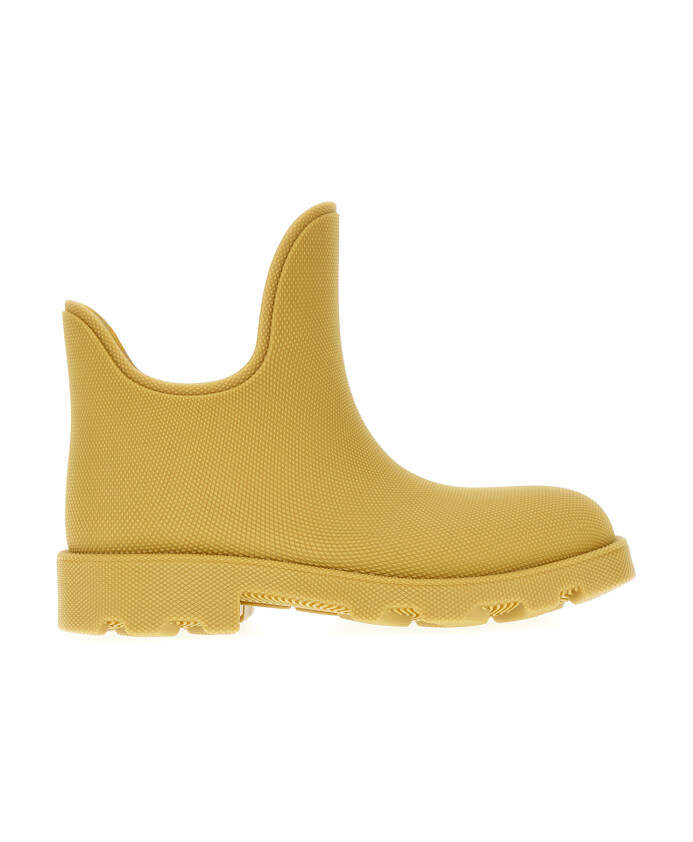 fashionable-boots-for-stylish-outfits