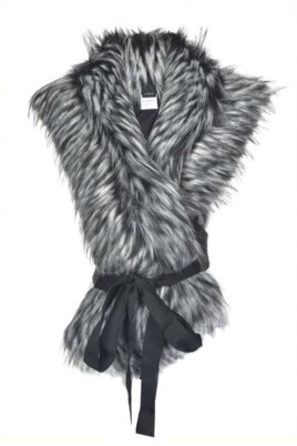 cape-jacket-with-faux-fur-collar