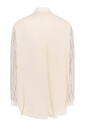 pull-blanc-a-franges-et-boutons