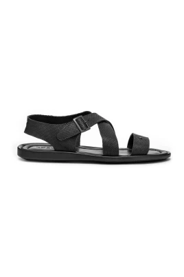 Svarta sandaler för män.Denna produkt har stor storlek.