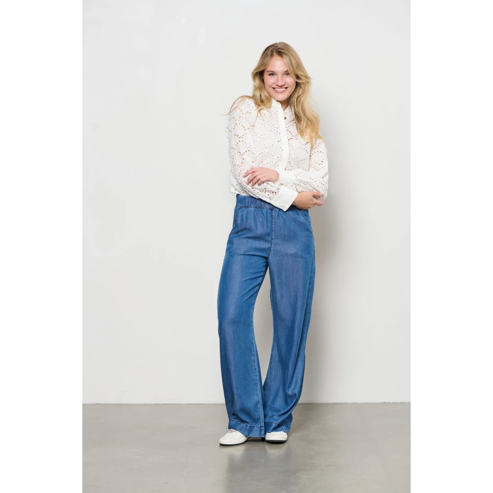 &Co Woman Oversized Hemd mit V-Ausschnitt White Dames