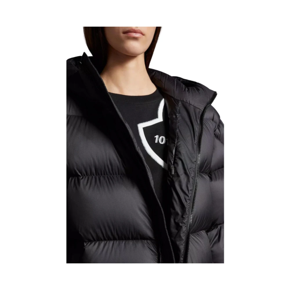 Moncler Korte Donsjas met Capuchon Nylon Zwart Black Heren