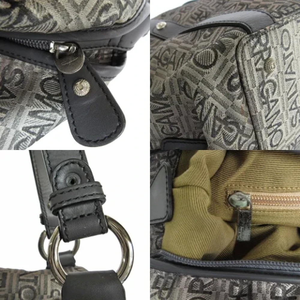 Salvatore Ferragamo Pre-owned Canvas shoulder-bags Gray Dames