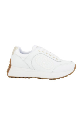 white-sneaker-shoes