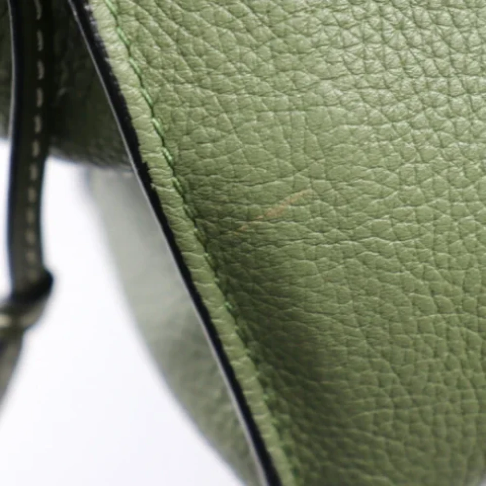 Loewe Pre-owned Fabric shoulder-bags Green Dames