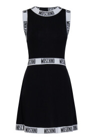 Czarna sukienka bez rękawów z kontrastowym logo
