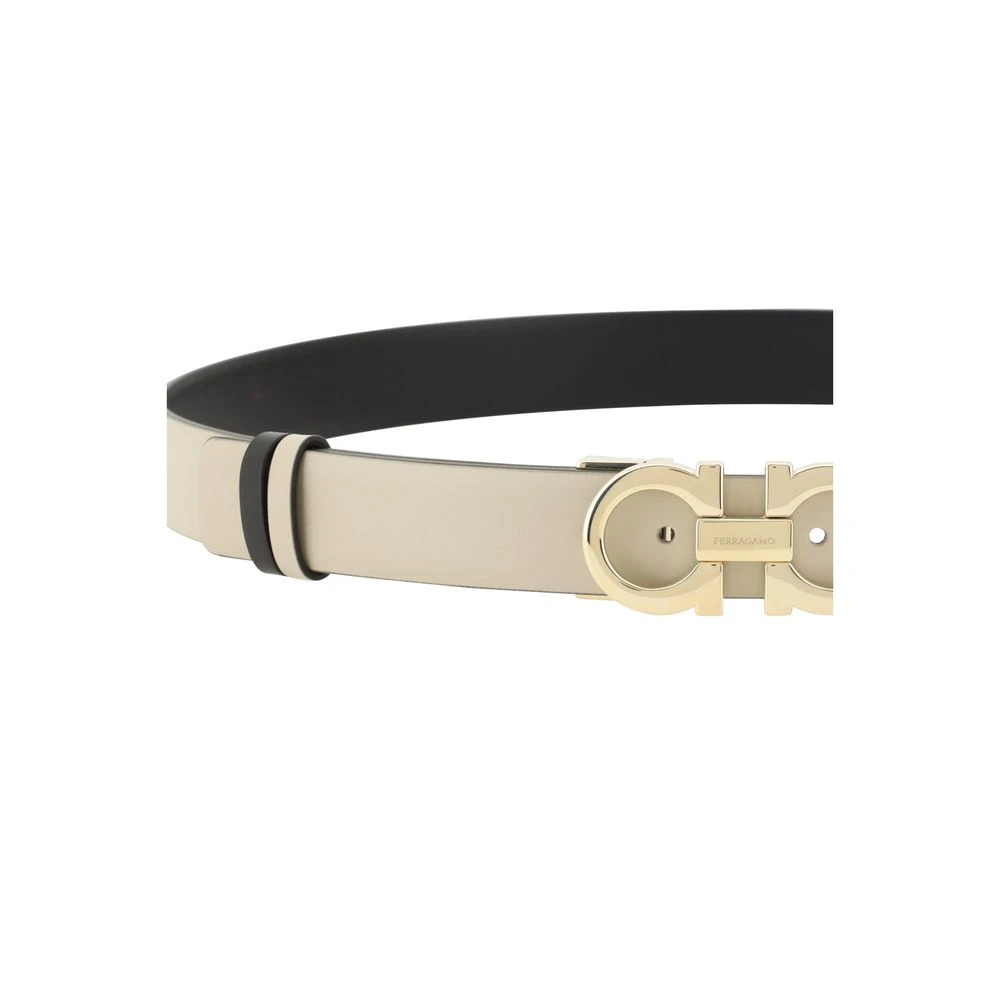 Salvatore Ferragamo Omkeerbare Leren Riem met Gancini Gesp Beige Dames