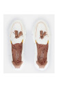 sneakers-blanches-au-style-futuriste