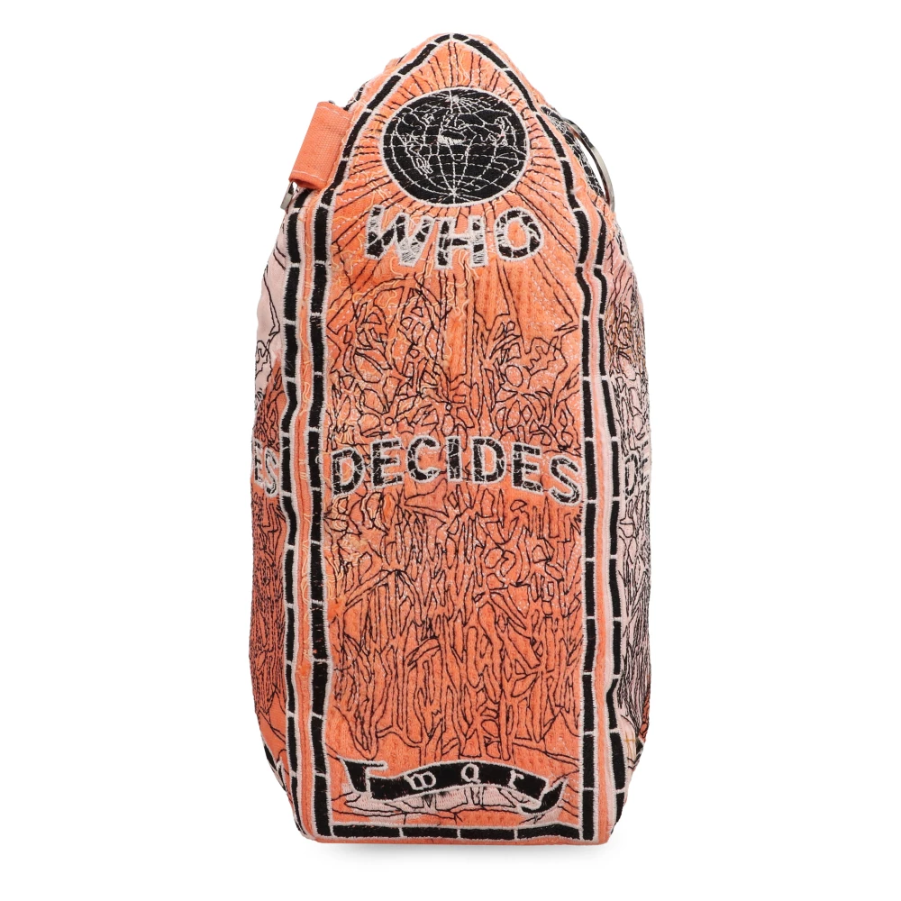 Who Decides War Crossbody tas met geborduurde patches Orange Heren
