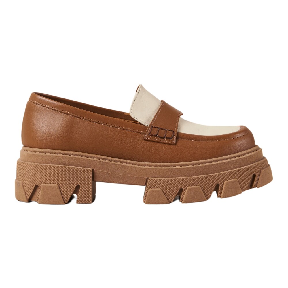 Loafers cream clearance