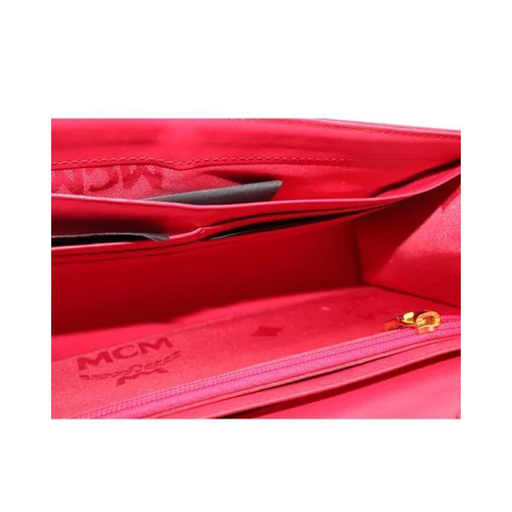 MCM Pre-owned Leather wallets Red Dames