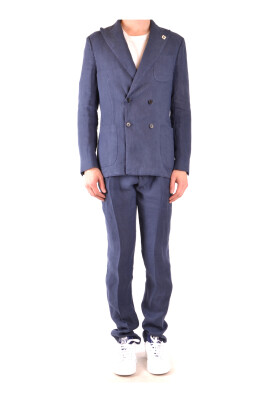 elegant-suit-for-men