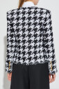 blazer-a-motif-pied-de-poule