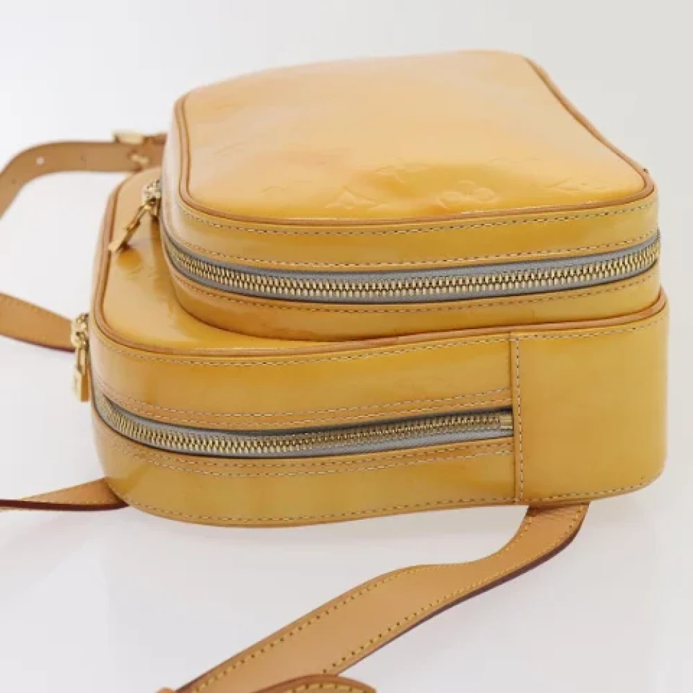 Louis Vuitton Vintage Pre-owned Leather backpacks Yellow Dames