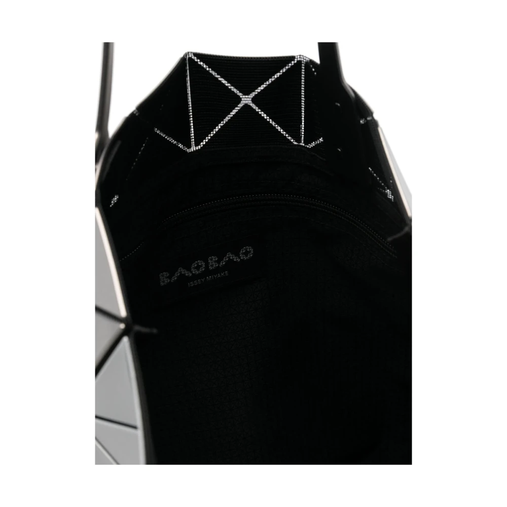Issey Miyake Grijze Schoudertas met Interne Zak Gray Dames