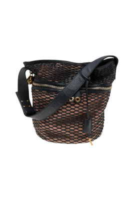 pre-owned-leather-shoulder-bags