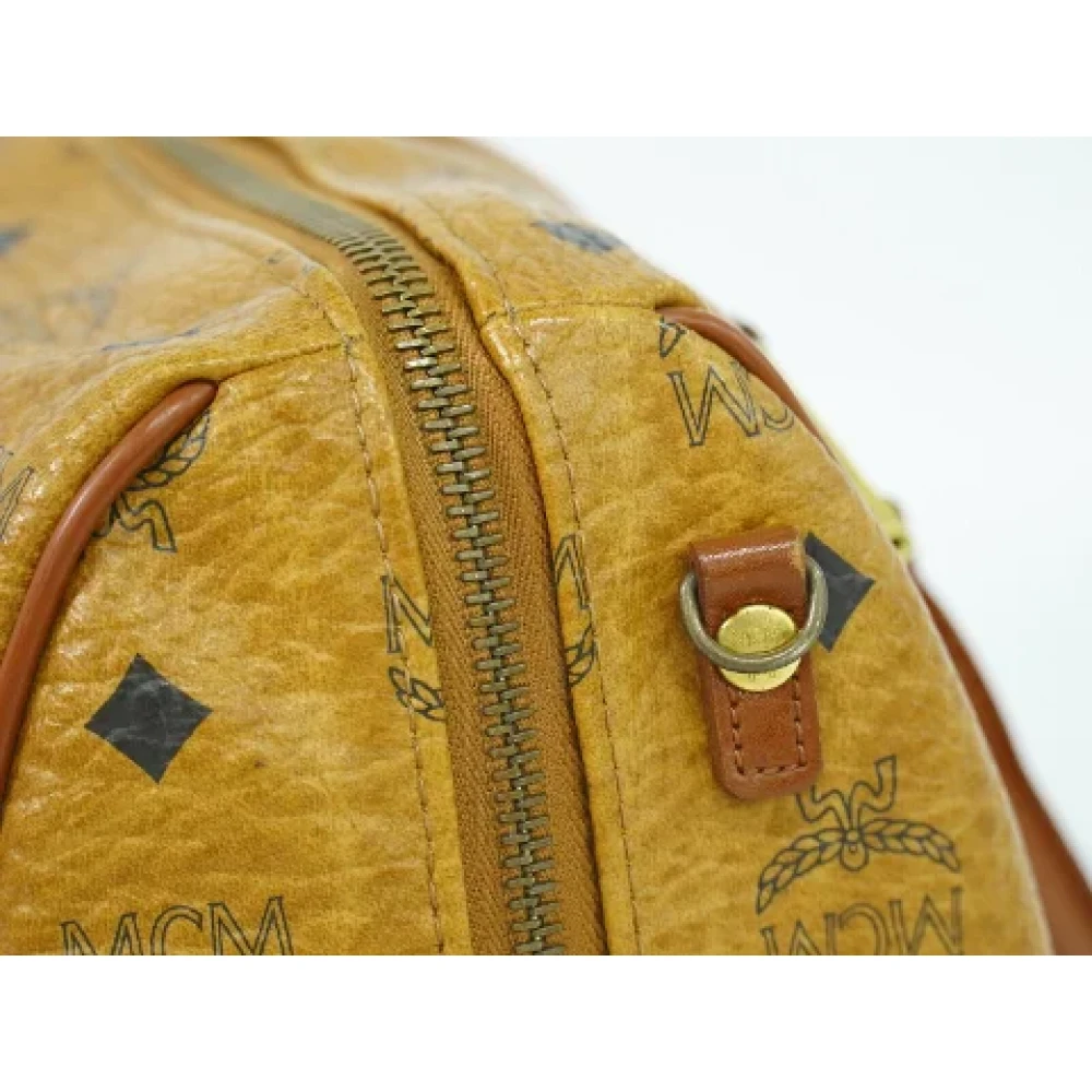 MCM Pre-owned Canvas handbags Brown Dames
