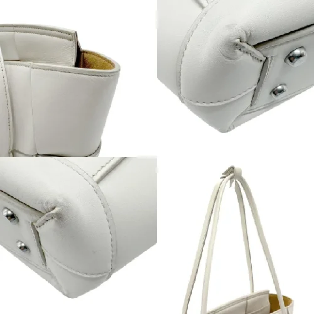 Bottega Veneta Vintage Pre-owned Leather shoulder-bags Gray Dames